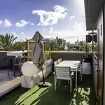 Catalina 3*