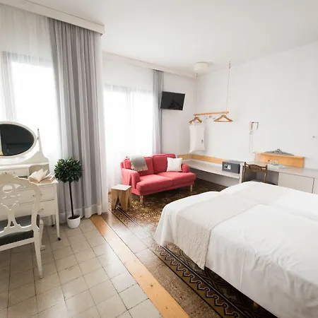 Catalina Hotel 3*